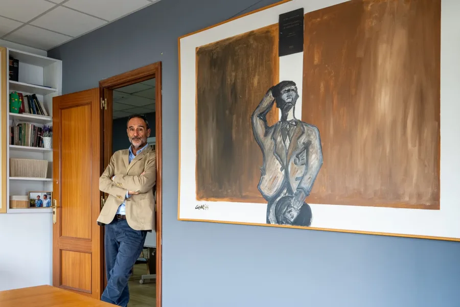 César Ignacio González Zarza in the GLEX & CO office